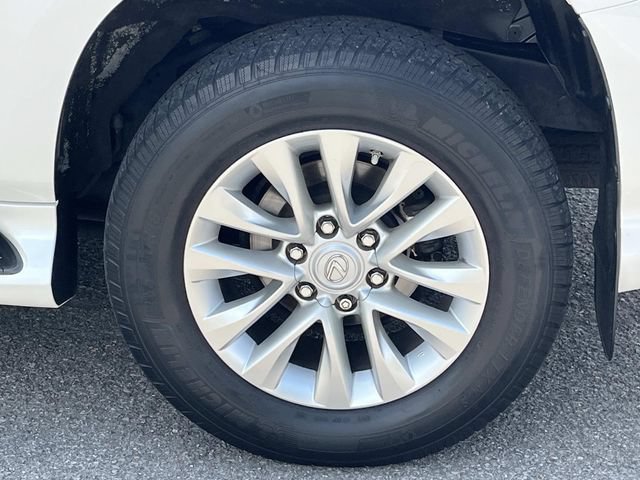 Used 2017 Lexus GX 460 AWD/4WD image 11