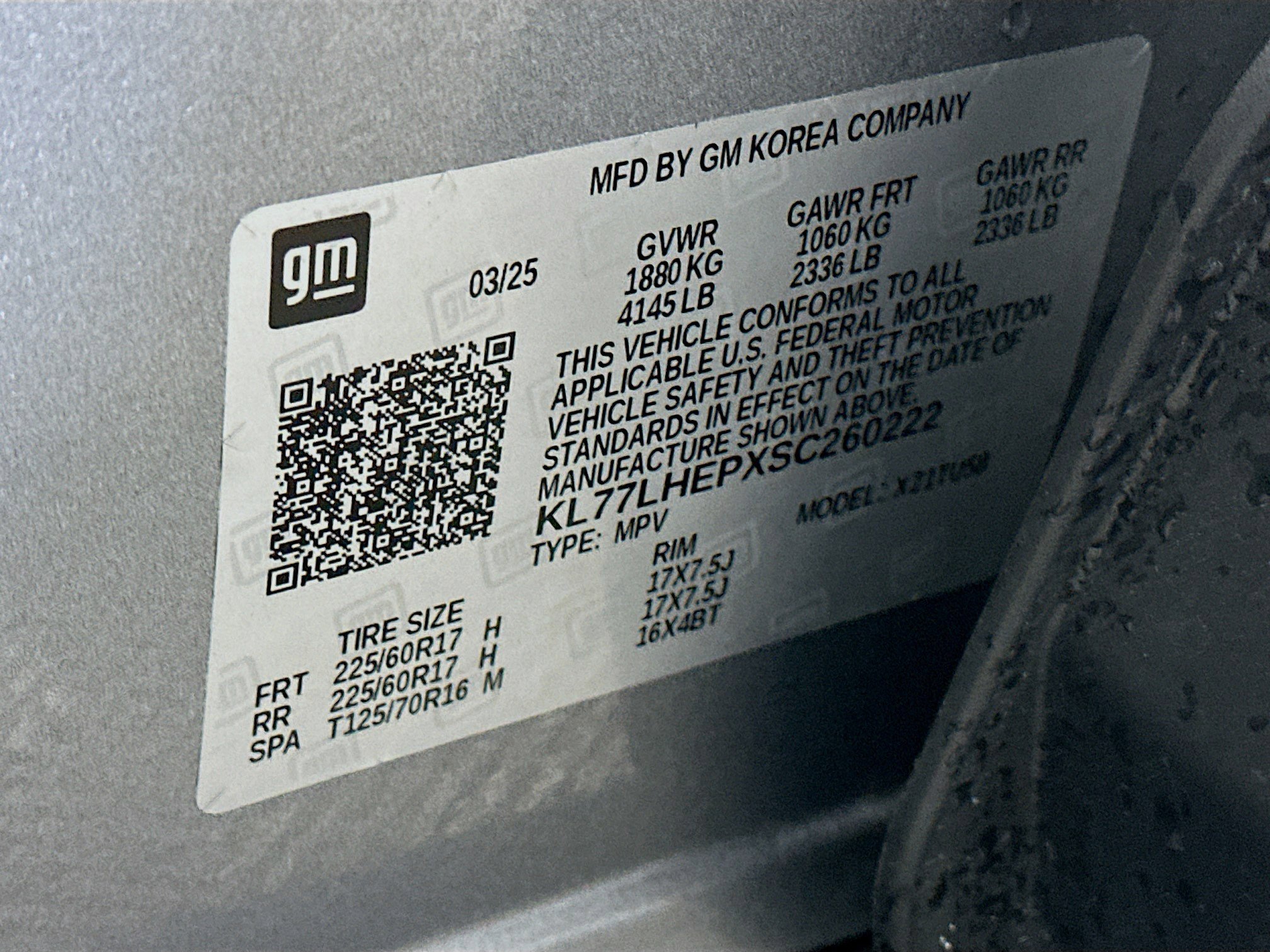 Used 2025 Chevrolet Trax LT w/ LT Convenience Package image 12