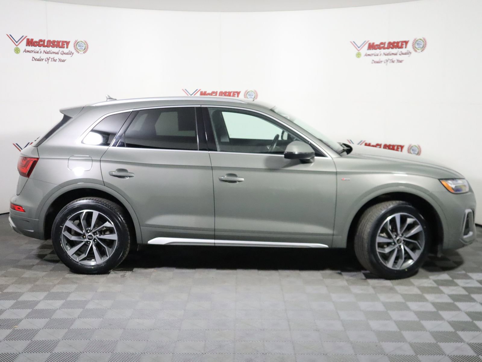 Used 2024 Audi Q5 2.0T Premium Plus image 3