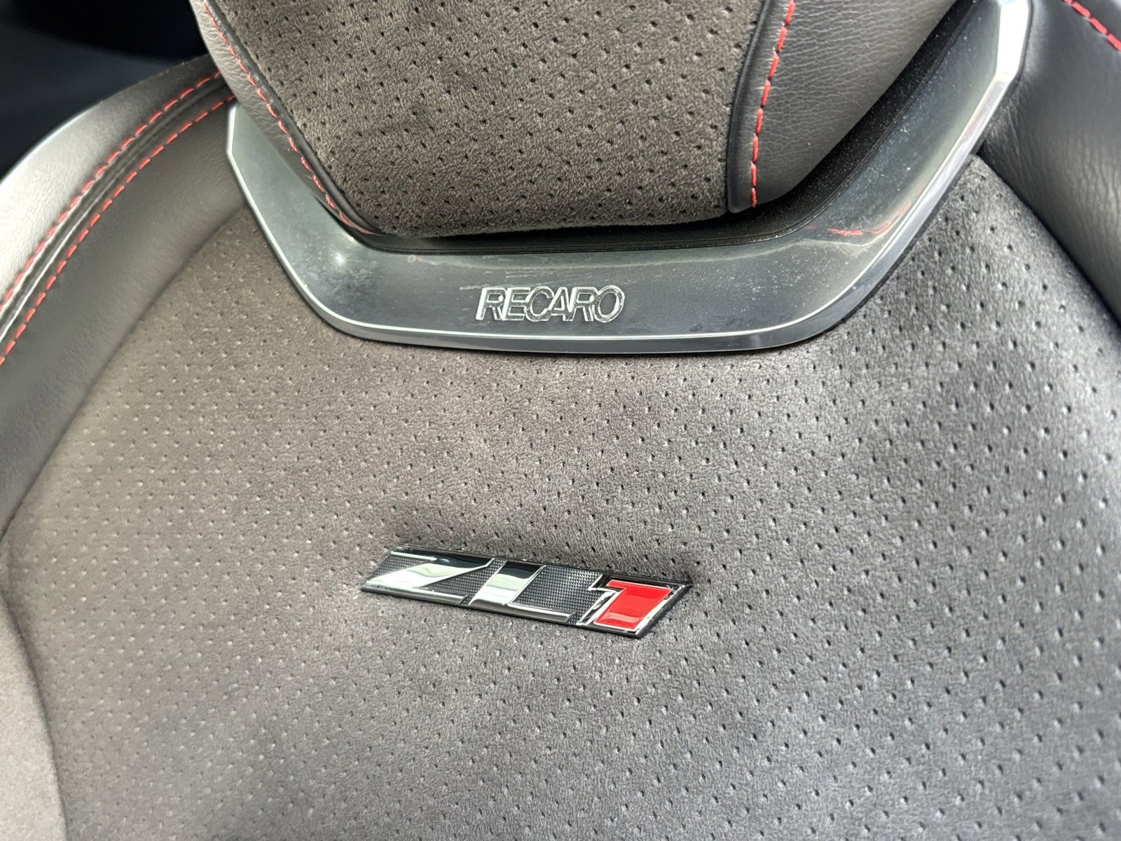 Used 2021 Chevrolet Camaro ZL1 image 16