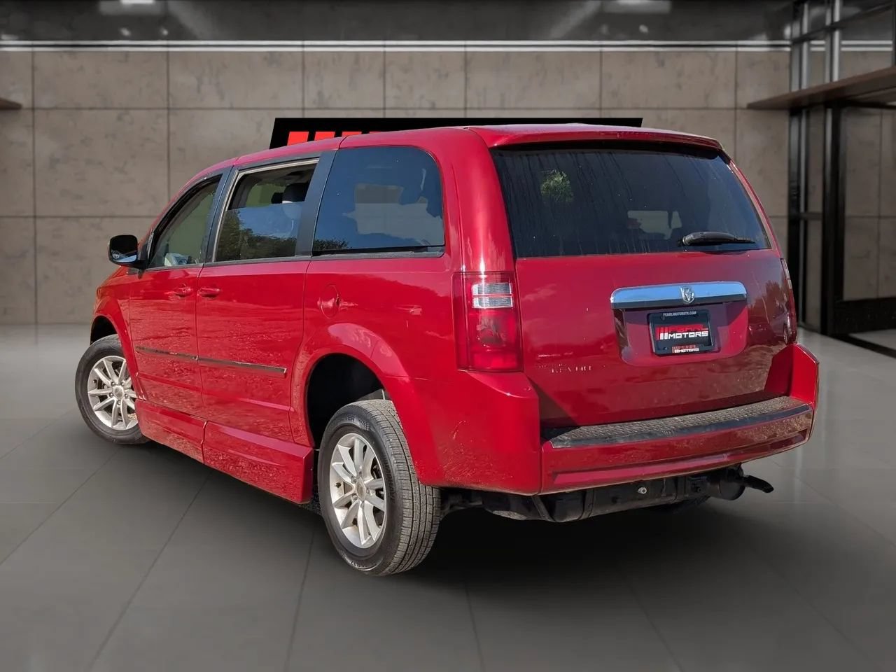Used 2008 Dodge Grand Caravan SXT w/ Trailer Tow Group FWD image 5