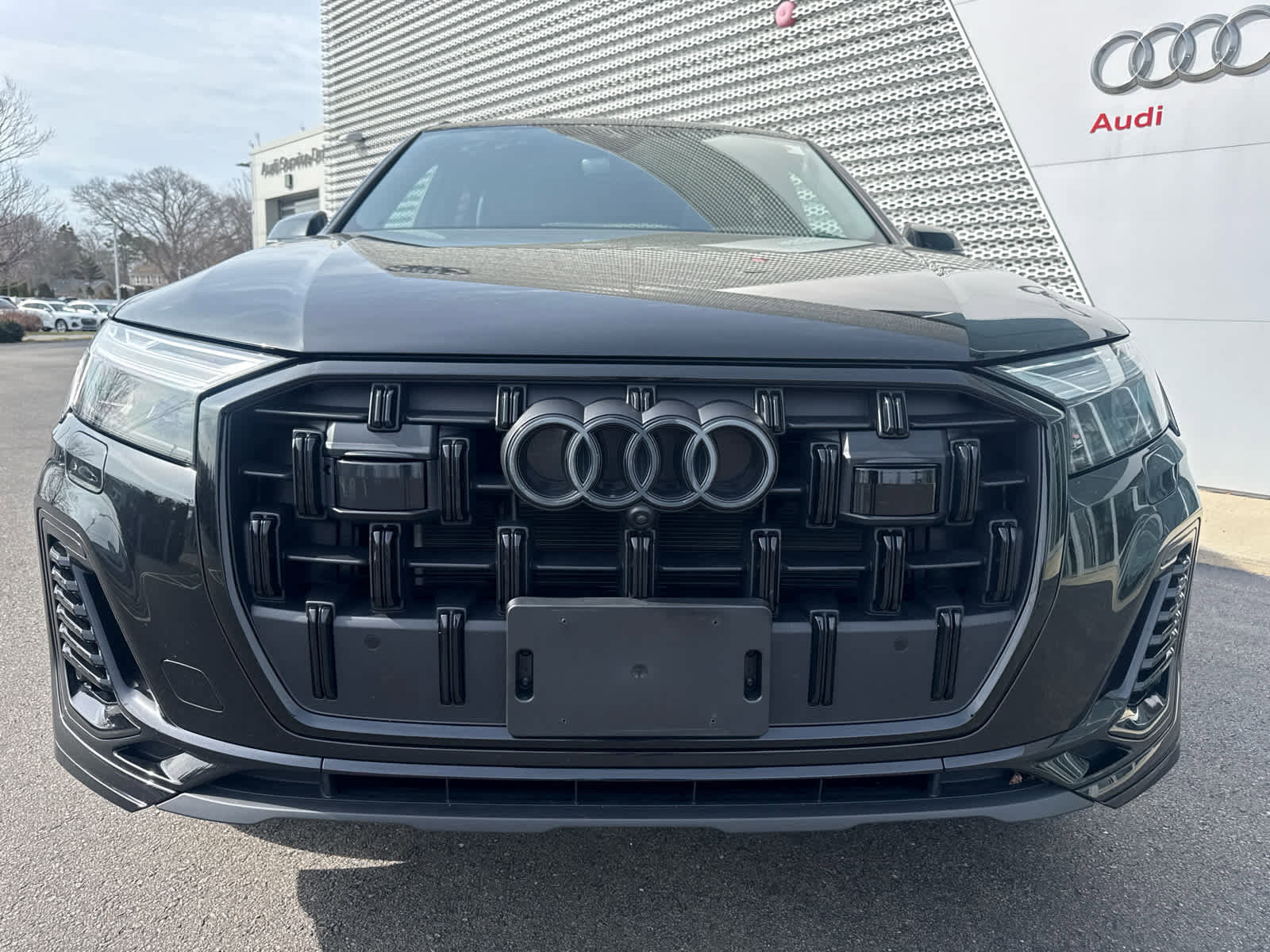 Used 2025 Audi Q7 2.0T Premium Plus w/ Premium Plus Package image 3