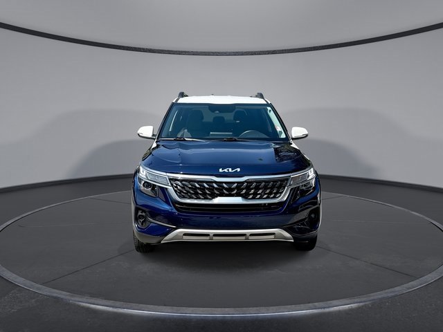 Used 2023 Kia Seltos Nightfall Edition image 3