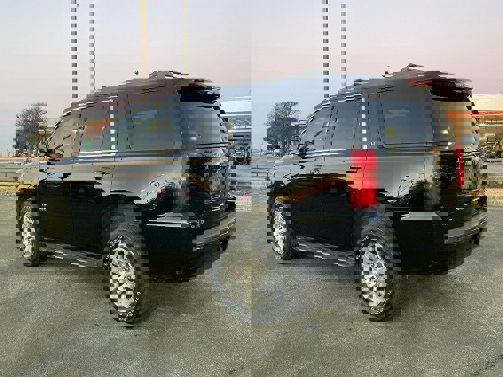 Used 2018 Chevrolet Tahoe LT image 5