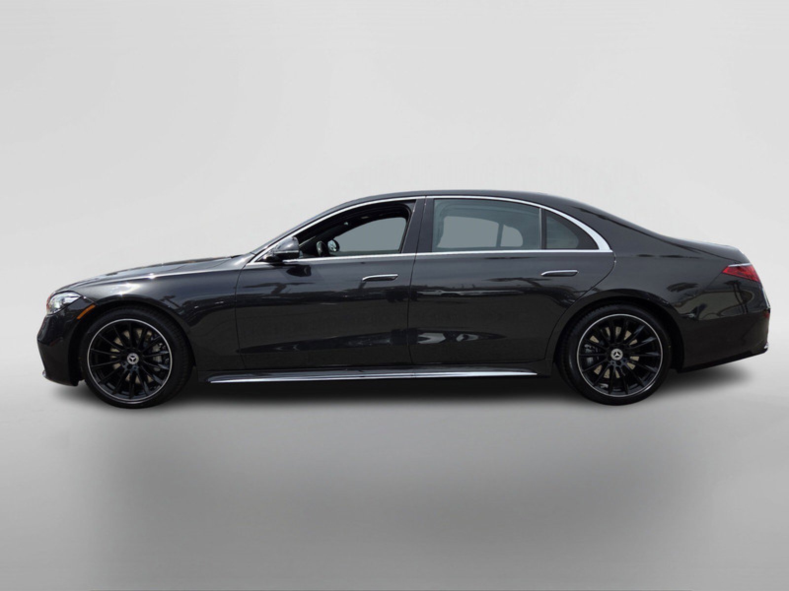 New 2026 Mercedes-Benz S 580 4MATIC Sedan image 2