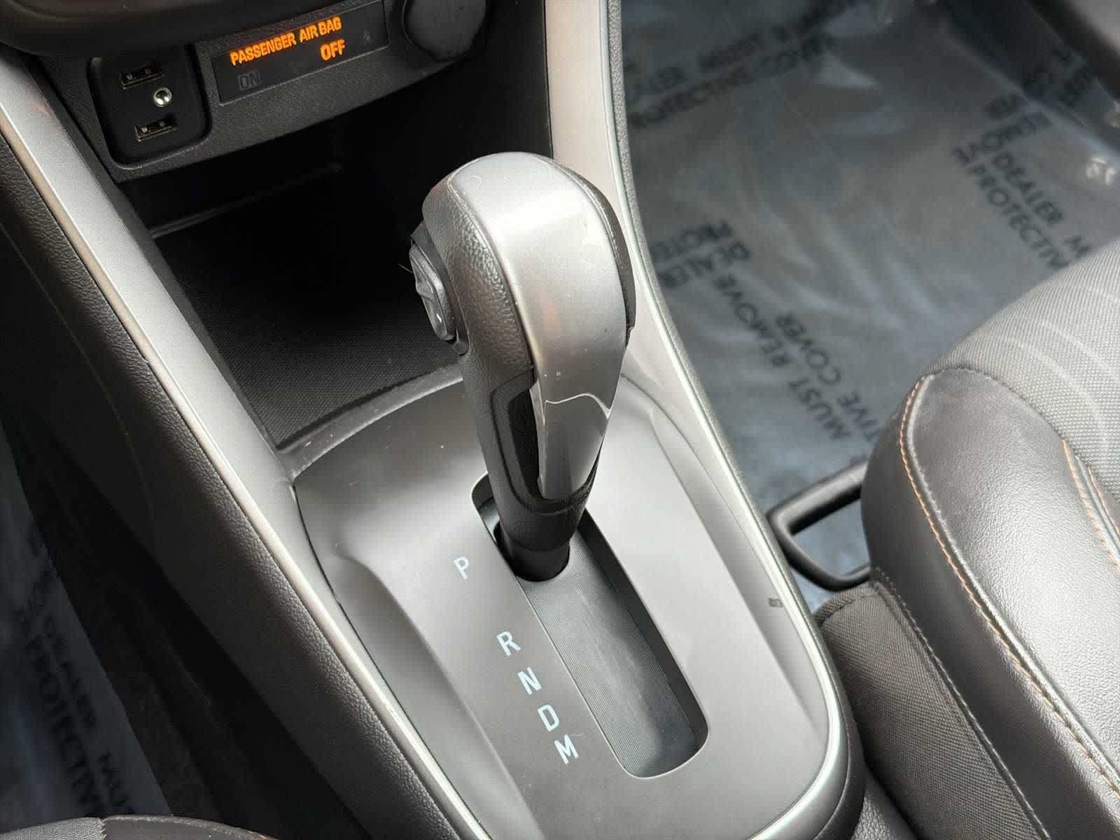 Used 2019 Chevrolet Trax LT w/ LT Convenience Package FWD image 25