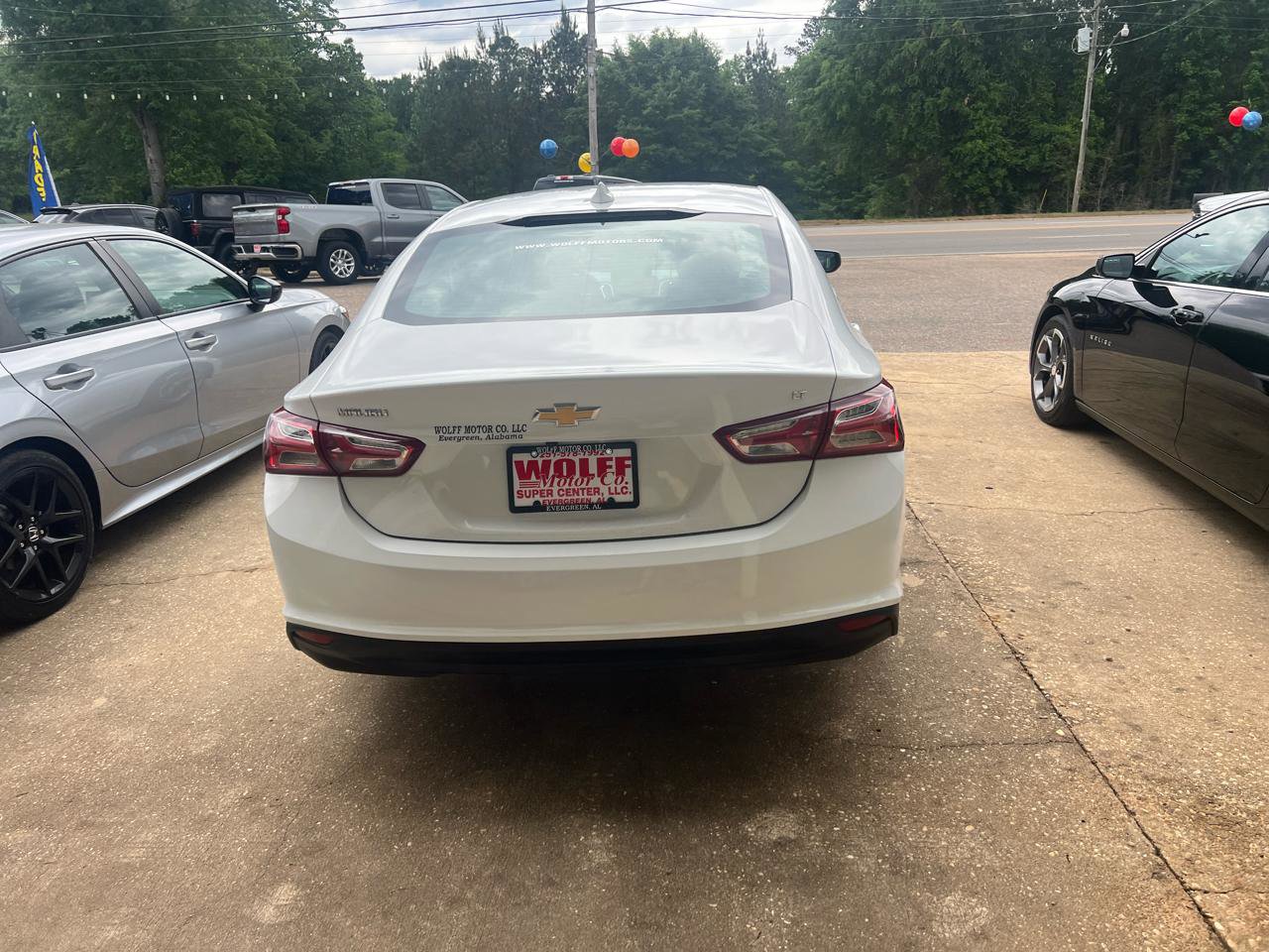 Used 2021 Chevrolet Malibu LT FWD image 6