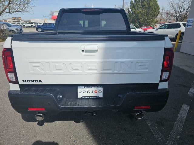 New 2026 Honda Ridgeline Black Edition image 6