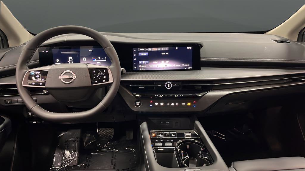 Used 2025 Nissan Murano SV AWD/4WD image 11