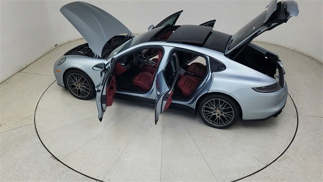 Used 2023 Porsche Panamera Platinum Edition image 85