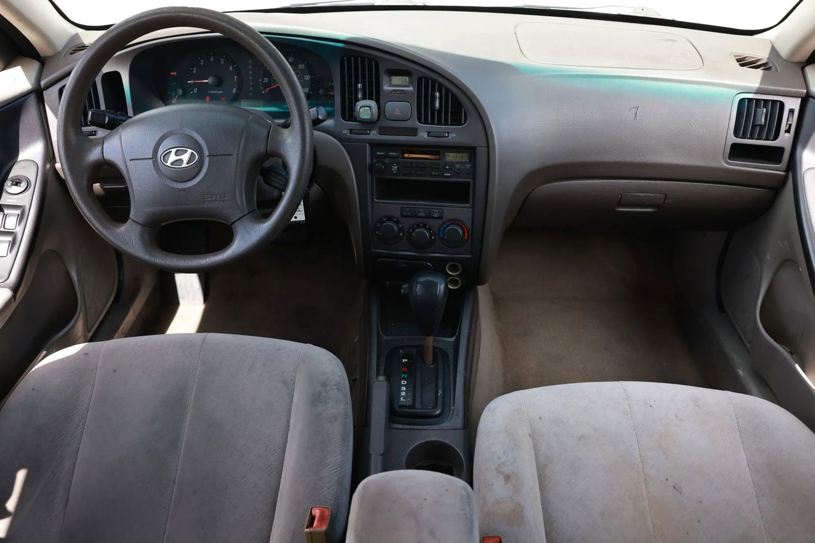 Used 2005 Hyundai Elantra GLS FWD image 2