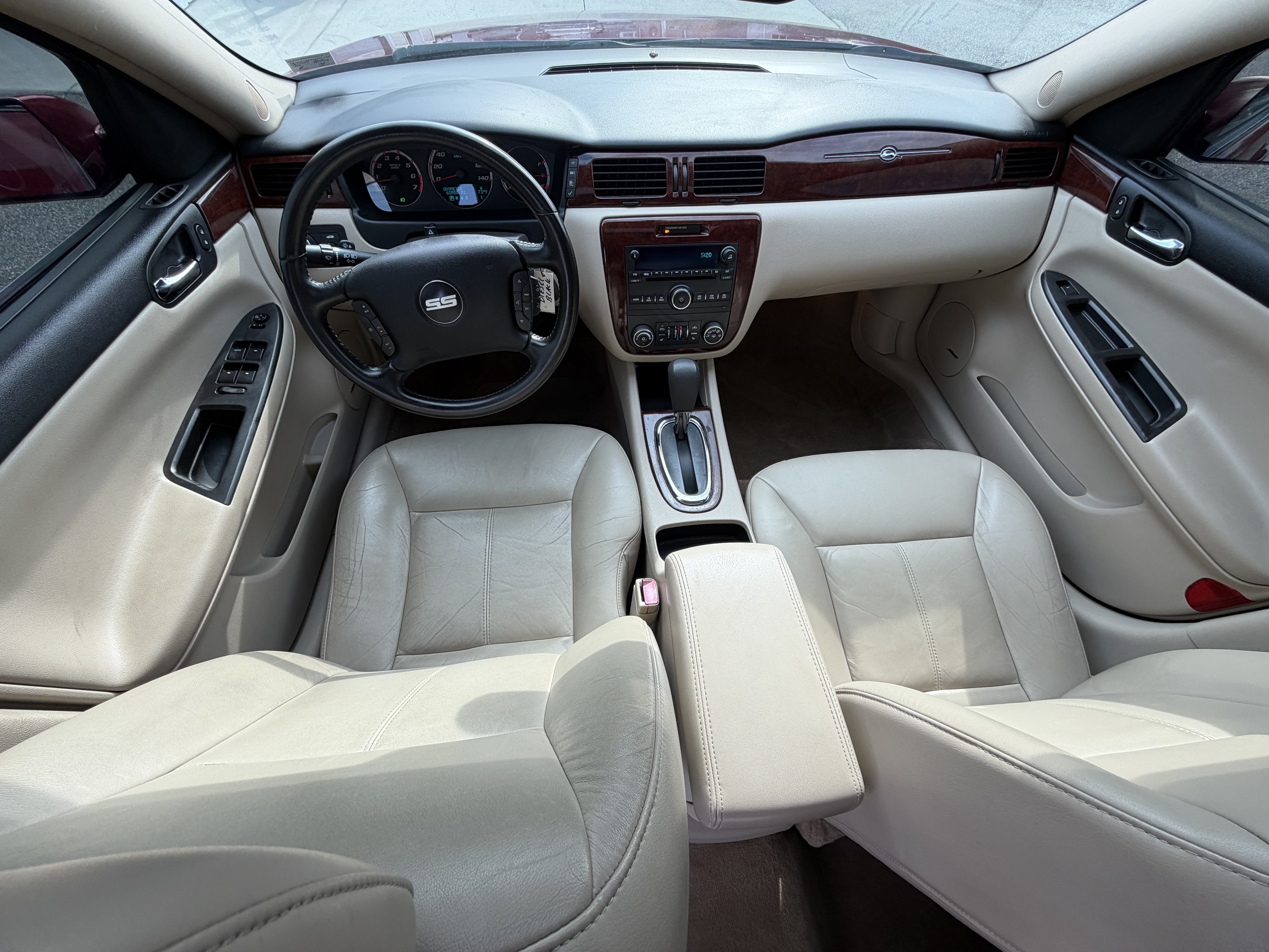 Used 2006 Chevrolet Impala SS w/ Convenience Package FWD image 16