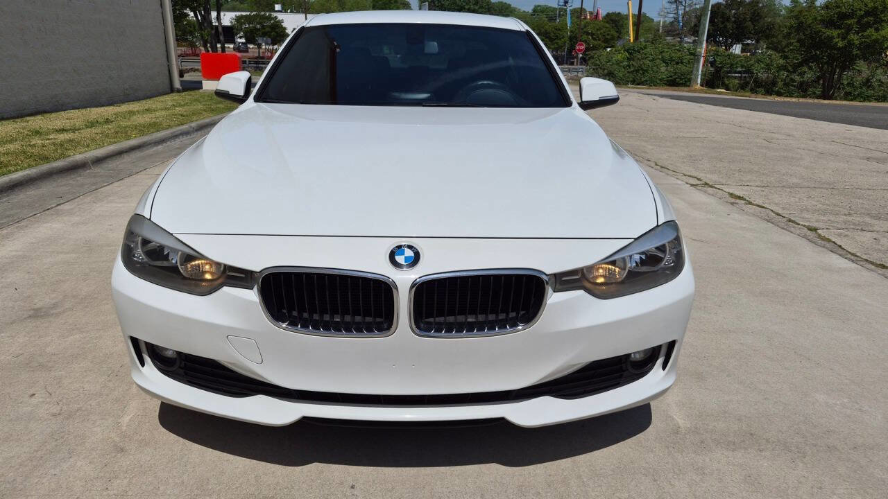 Used 2015 BMW 320i Sedan RWD image 10