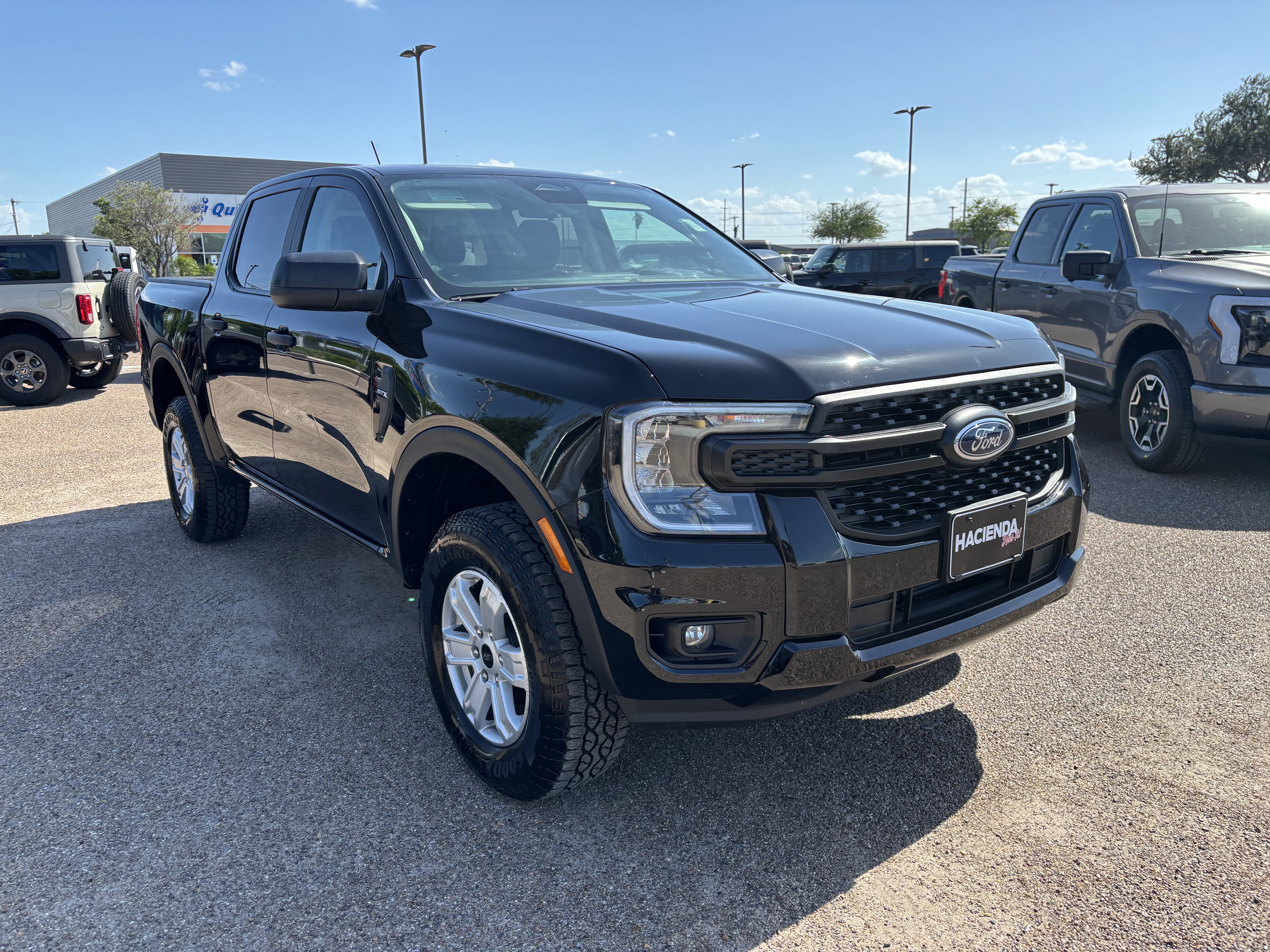 Certified 2025 Ford Ranger XL w/ Trailer Tow Package RWD image 5