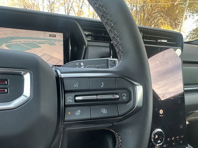 New 2026 GMC Terrain AT4 w/ Convenience Package III image 38