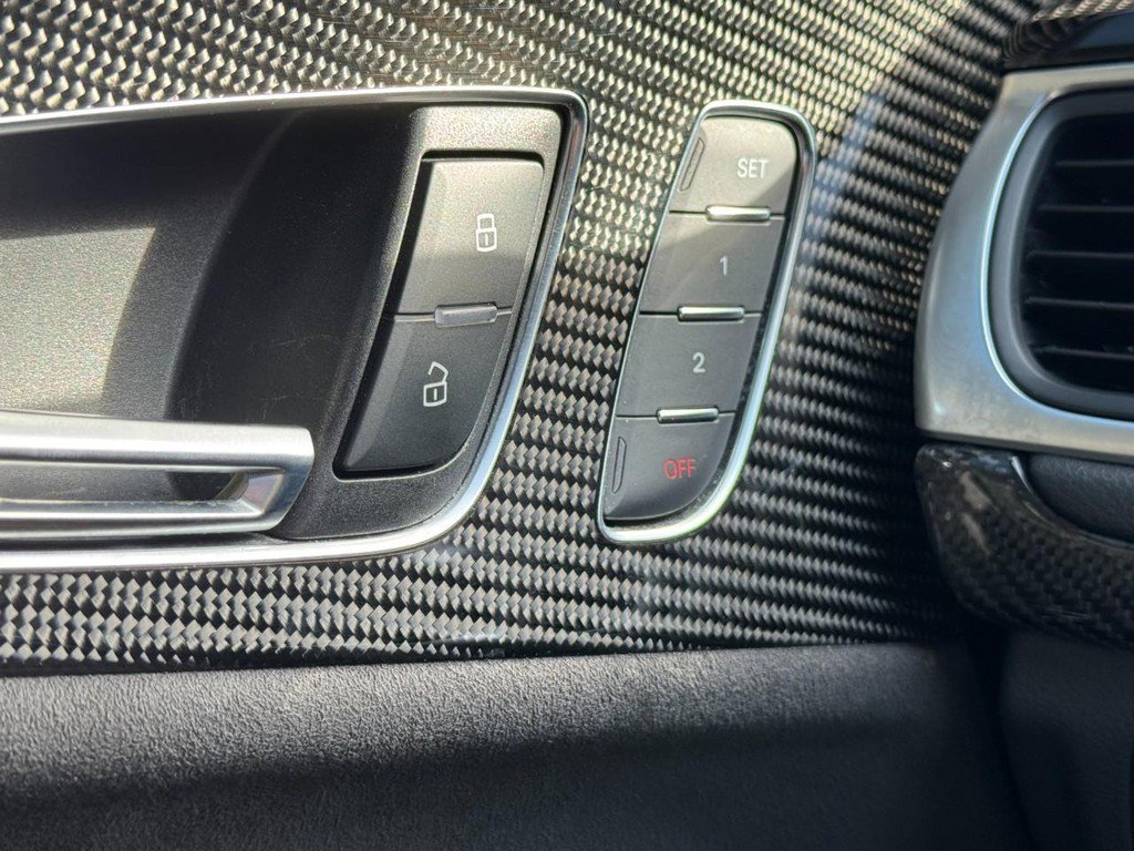 Used 2017 Audi RS 7 Prestige w/ Carbon-Optic Package image 17