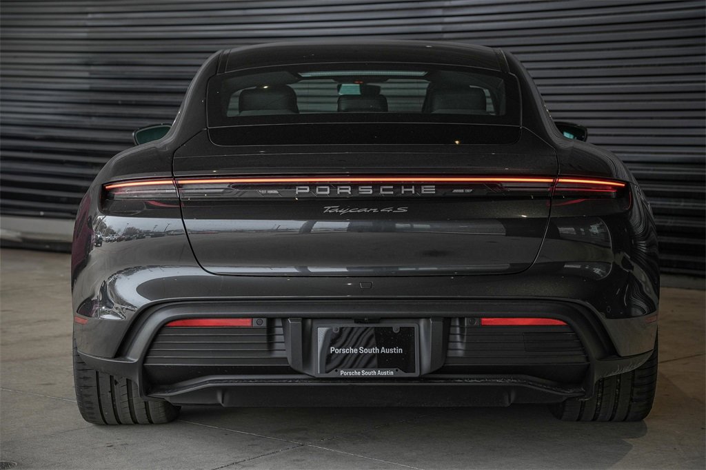 Used 2025 Porsche Taycan 4S image 10