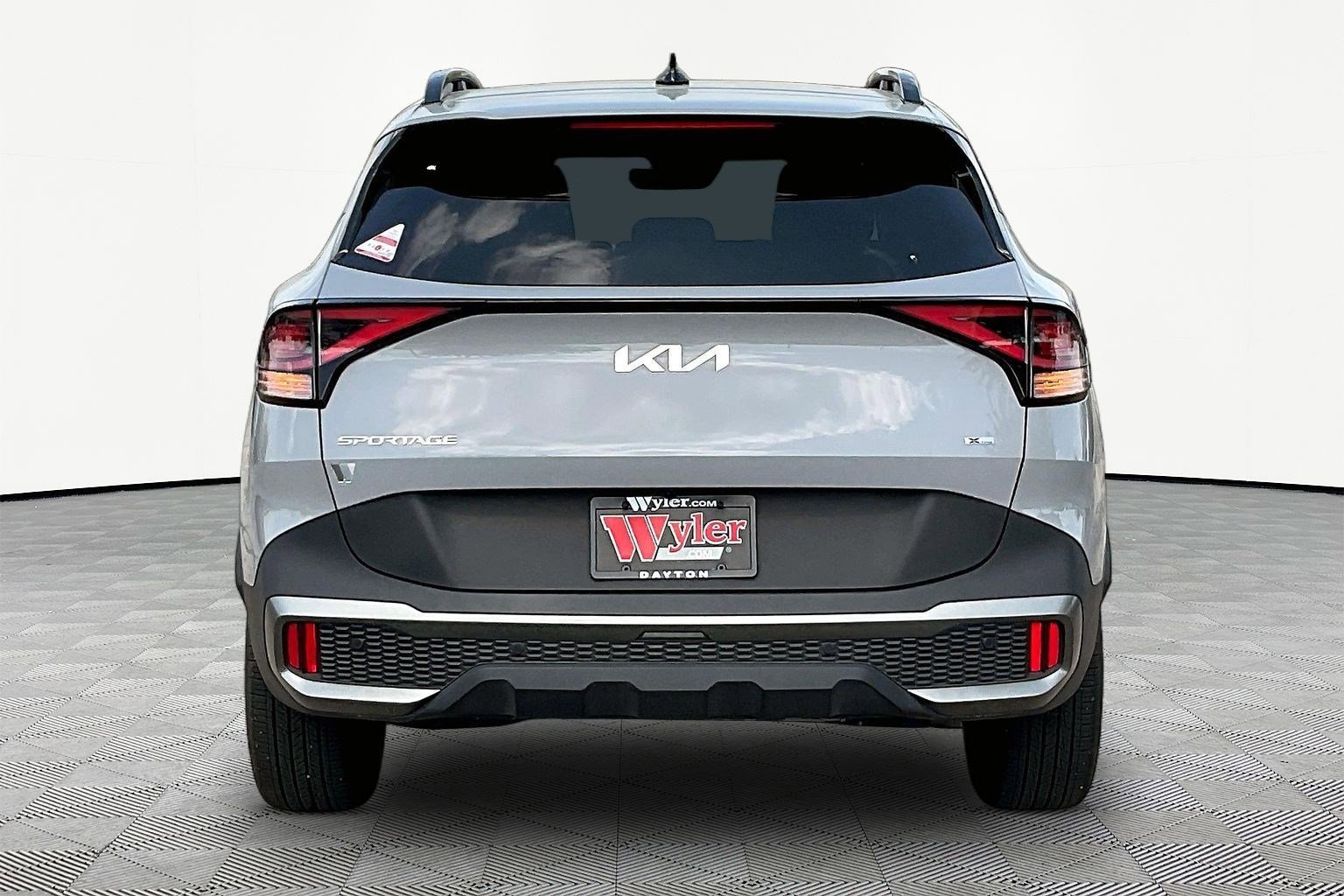 Used 2024 Kia Sportage X-Line w/ X-Line Premium Package image 5