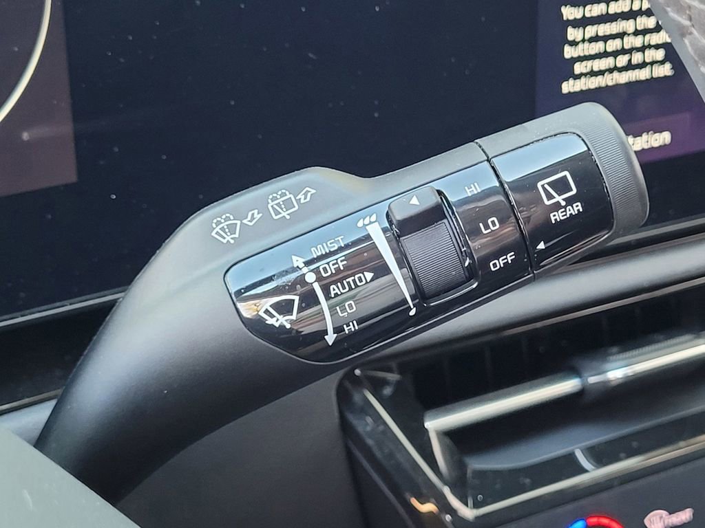 Used 2024 Kia Niro Wind FWD image 13