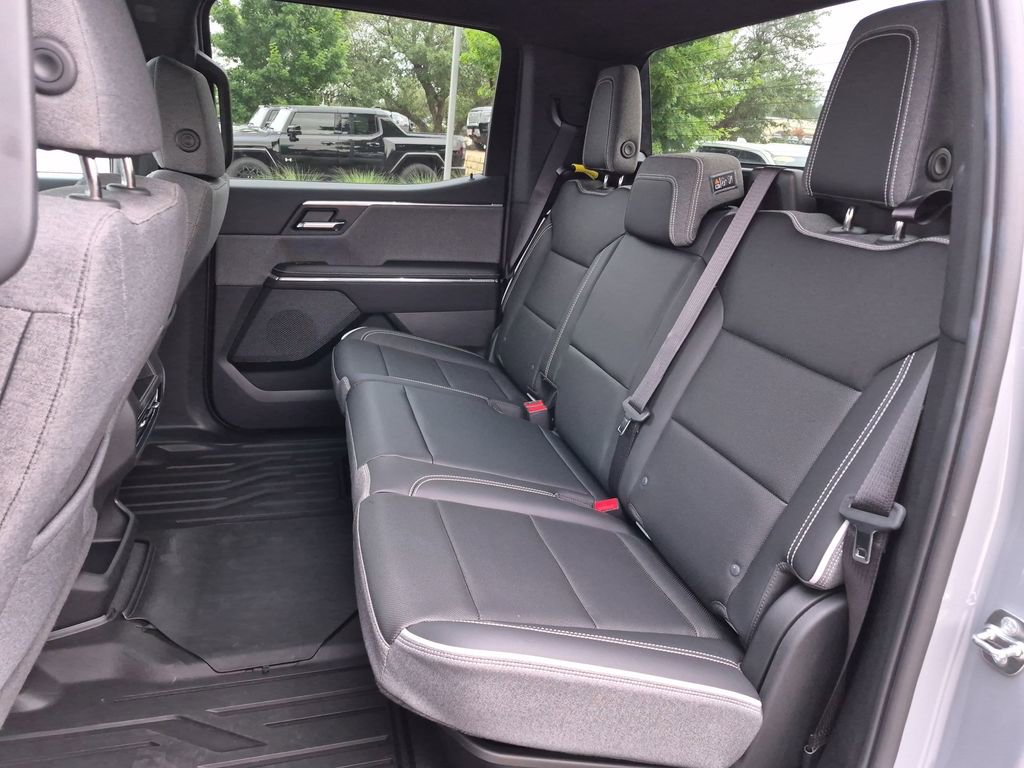 Certified 2026 GMC Sierra EV Elevation AWD/4WD image 32