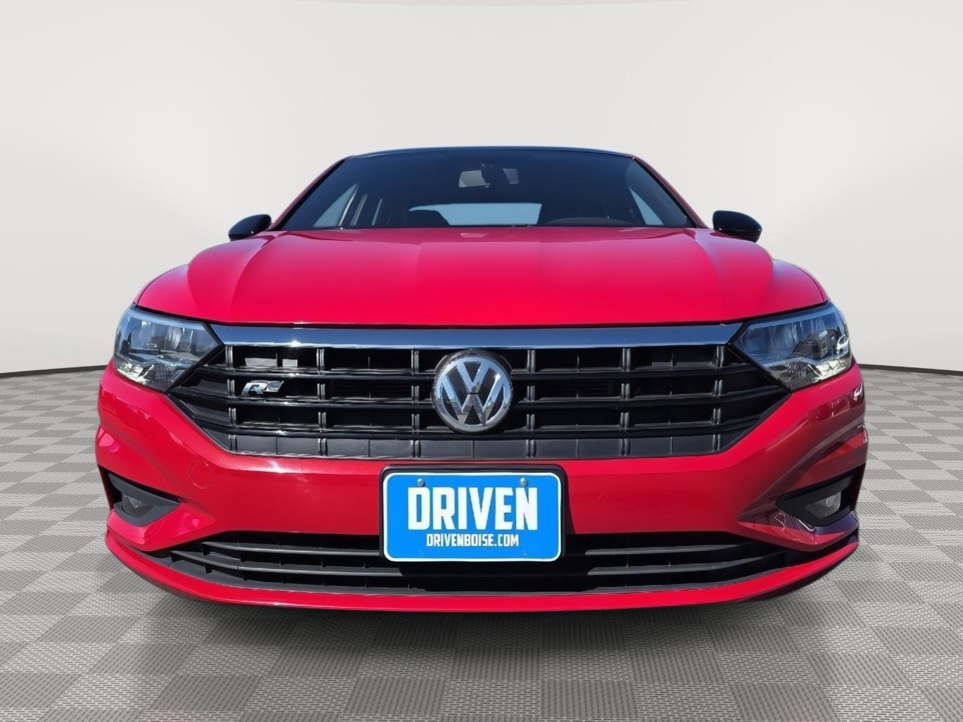 Used 2019 Volkswagen Jetta R-Line FWD image 2