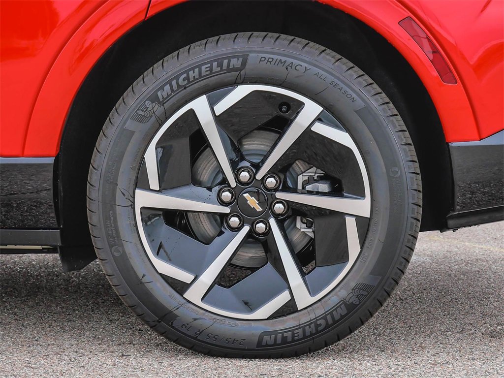 New 2024 Chevrolet Equinox EV LT image 8