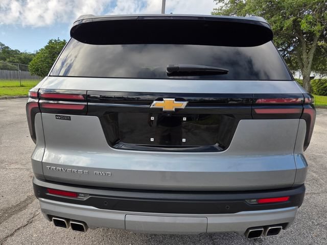 Used 2025 Chevrolet Traverse LT AWD/4WD image 6