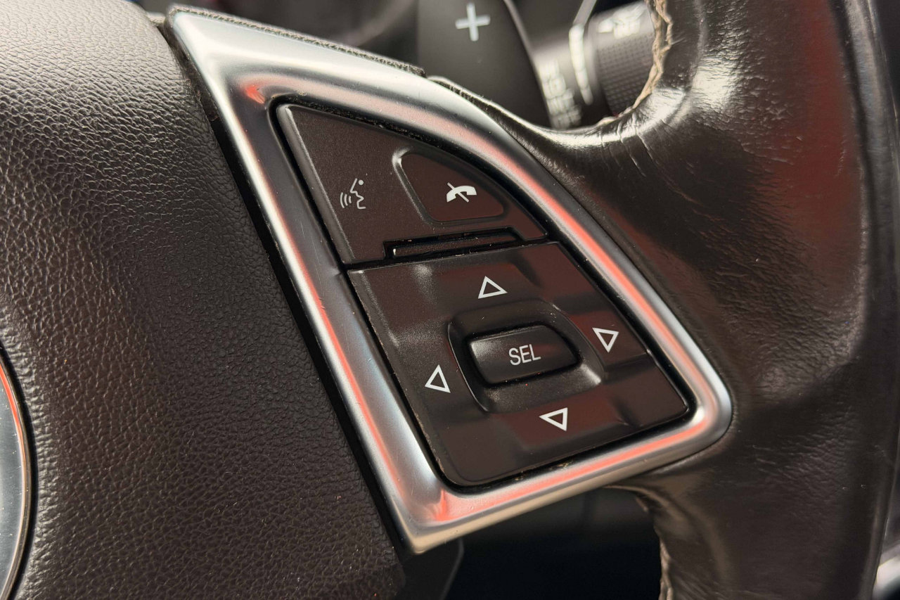 Used 2019 Chevrolet Camaro LT image 19