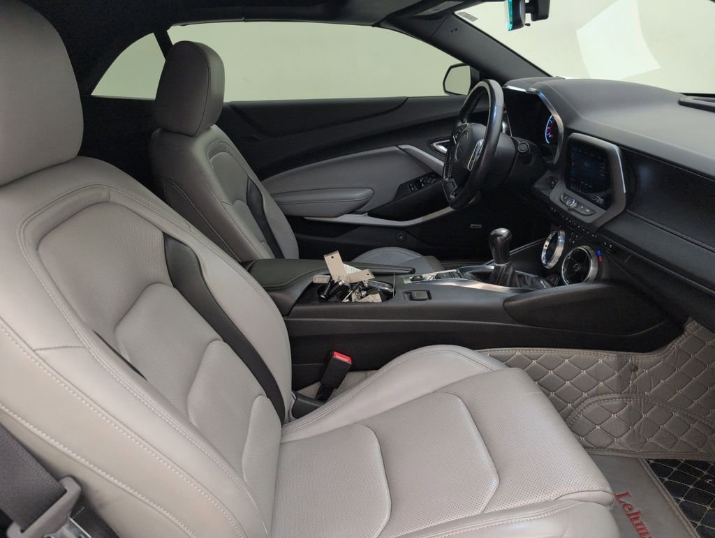 Used 2023 Chevrolet Camaro LT w/ RS Package image 10