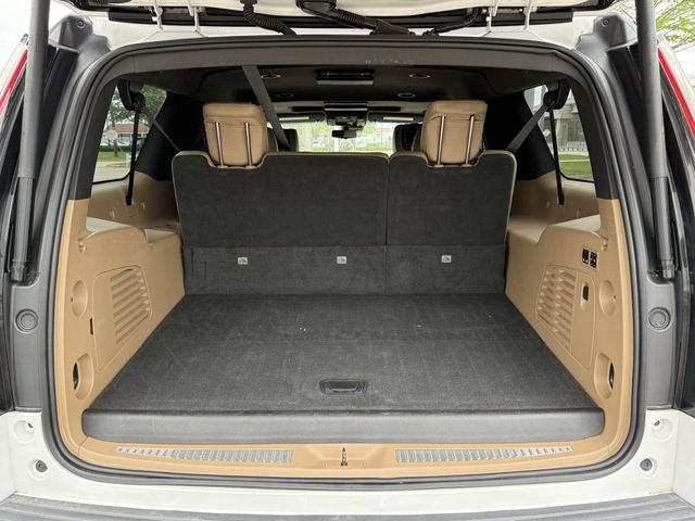 Used 2019 Cadillac Escalade ESV Platinum RWD image 30