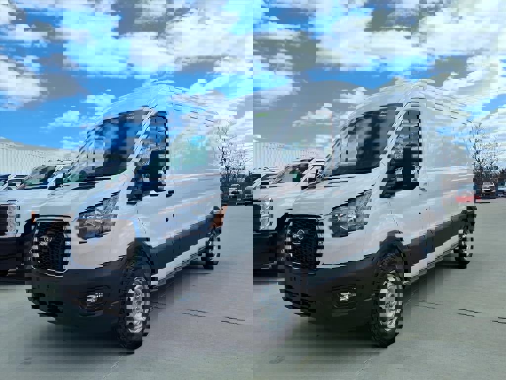 New 2026 Ford Transit 250 148 Medium Roof image 26