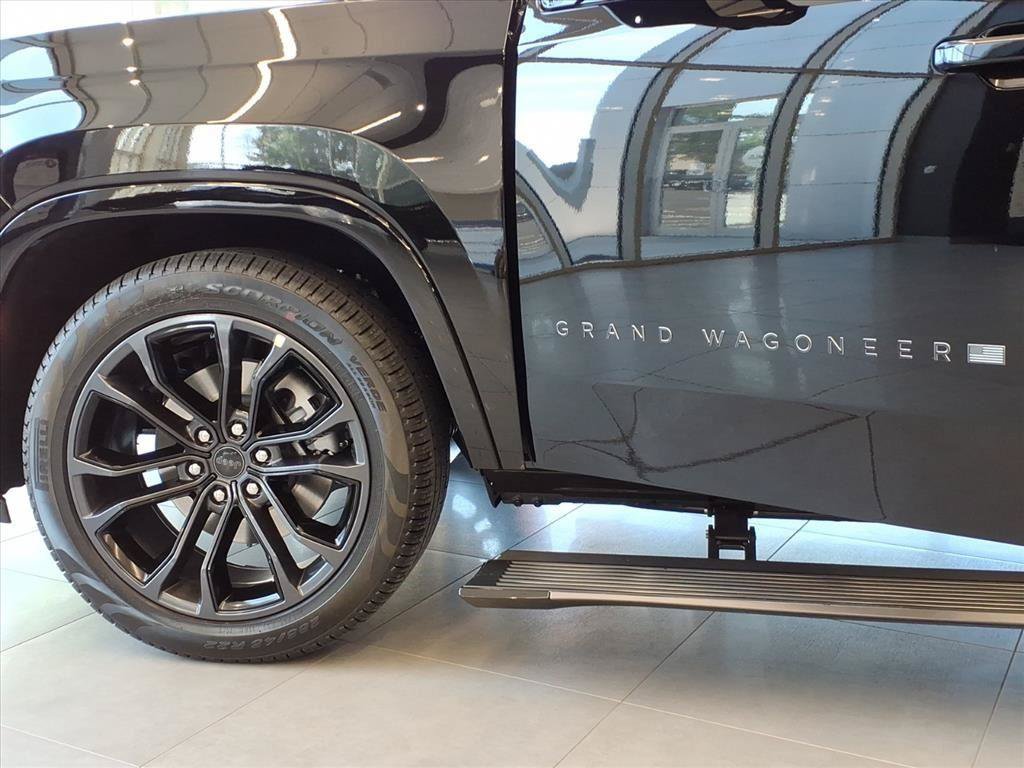 New 2026 Jeep Grand Wagoneer Summit AWD/4WD image 5