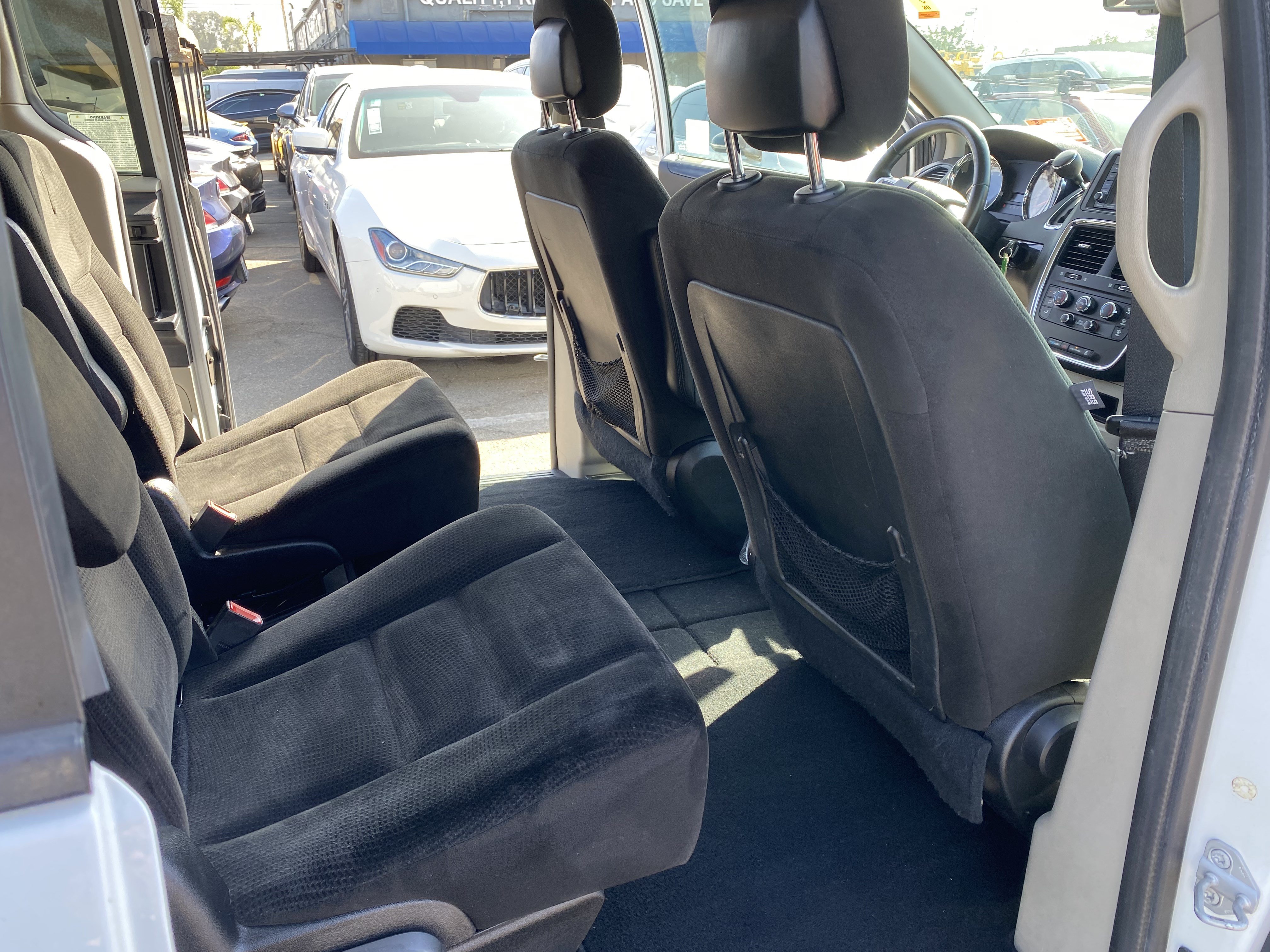 Used 2016 Dodge Grand Caravan SE w/ Quick Order Package 29E SE FWD image 17