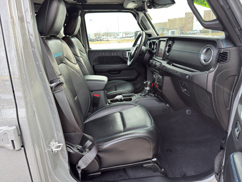 Used 2023 Jeep Wrangler Unlimited Rubicon 4xe w/ Safety Group AWD/4WD image 43