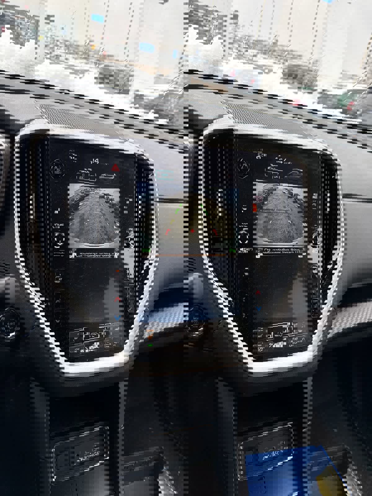 Certified 2025 Subaru Ascent Premium w/ Premium Package image 20