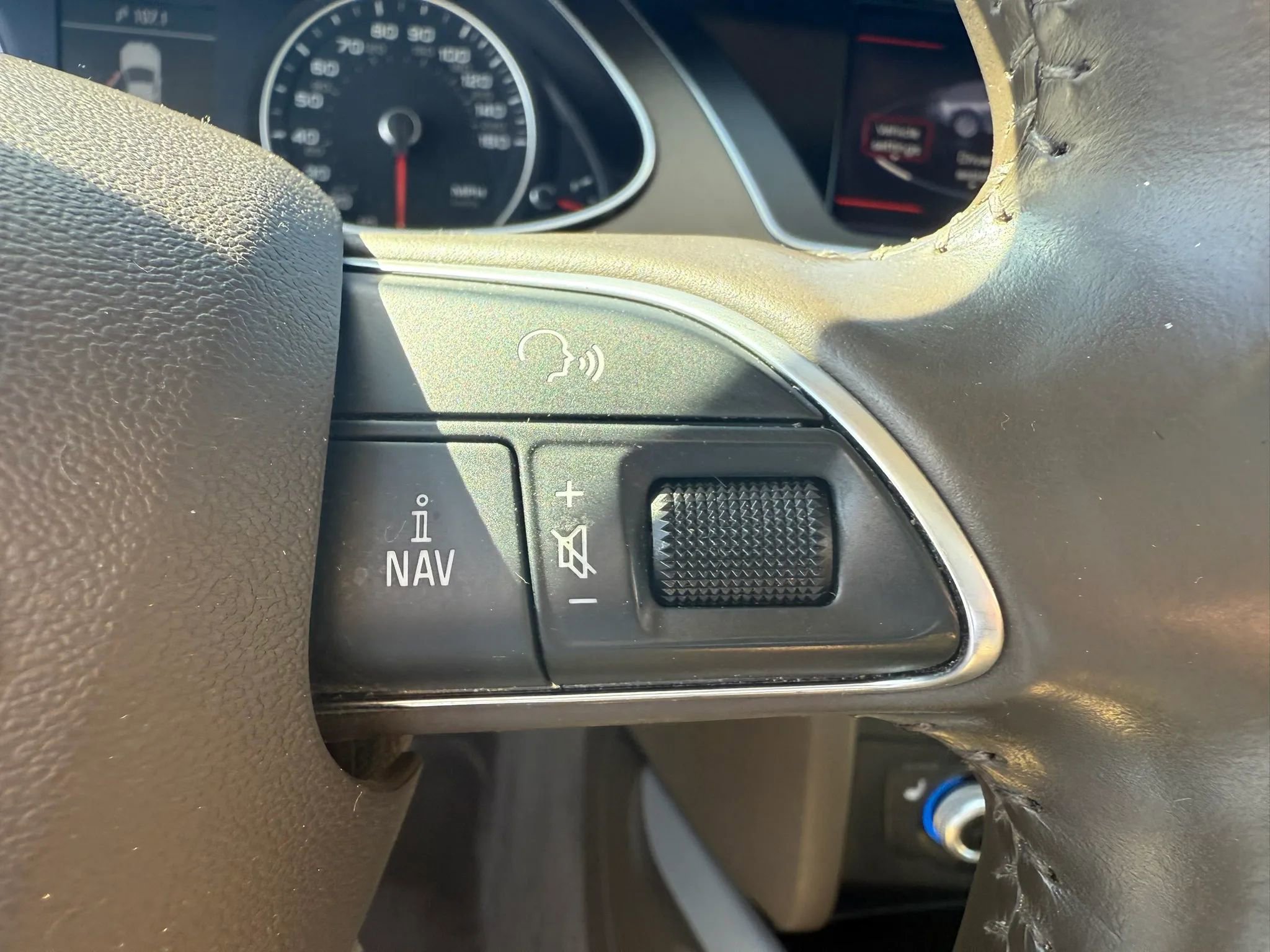 Used 2013 Audi A4 Premium Plus w/ Premium Plus Pkg image 11