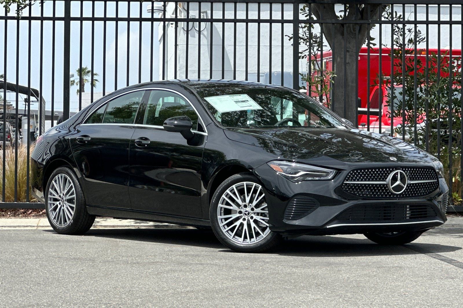 New 2025 Mercedes-Benz CLA 250 4MATIC image 2