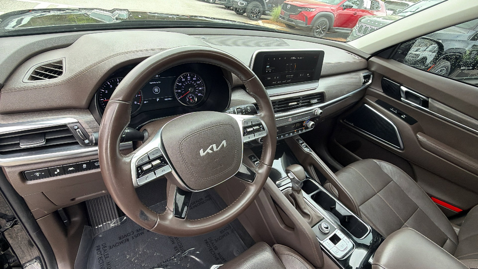 Used 2022 Kia Telluride SX w/ Towing Package FWD image 29