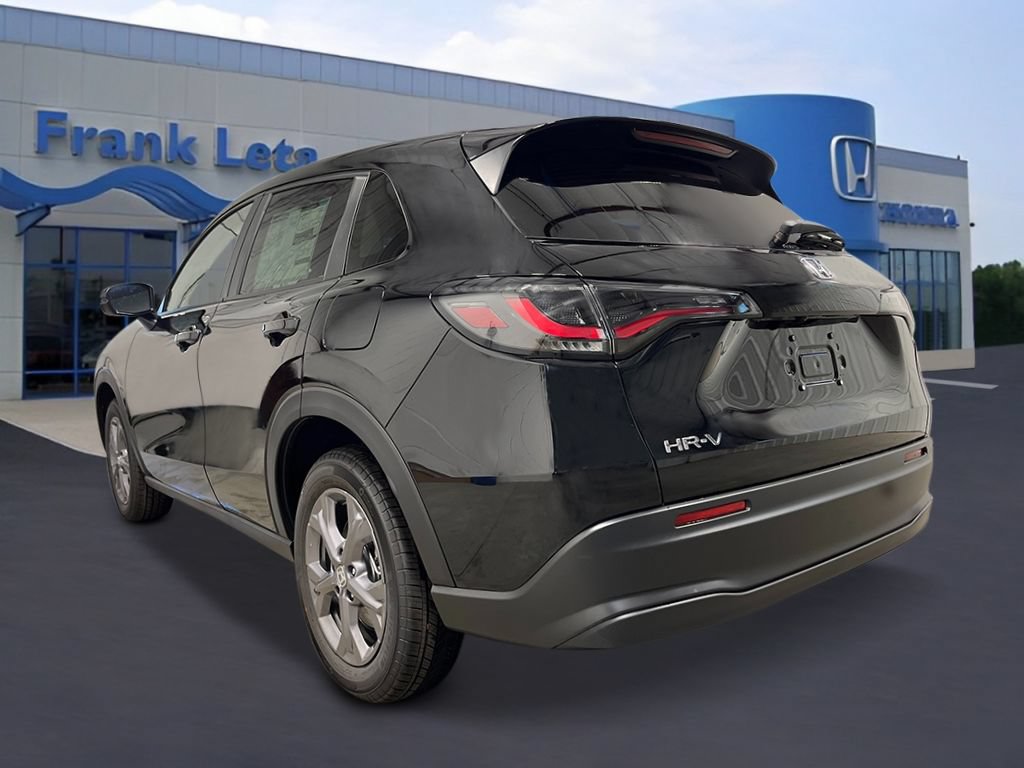 New 2027 Honda HR-V LX image 3