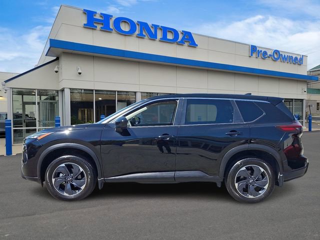 Used 2025 Nissan Rogue SV AWD/4WD image 7
