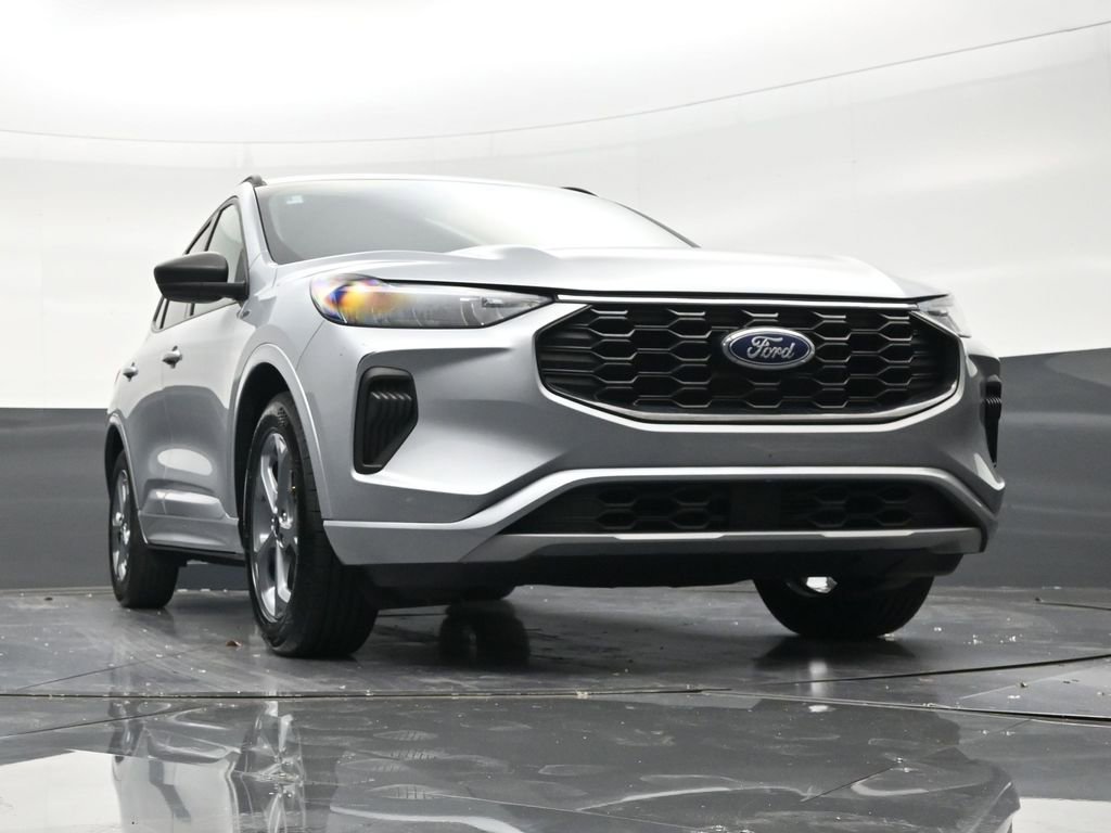 Used 2024 Ford Escape ST-Line w/ Tech Pack #1 FWD image 24
