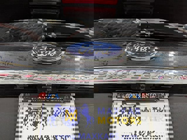 Used 2015 Ford Explorer XLT w/ Equipment Group 202B image 54