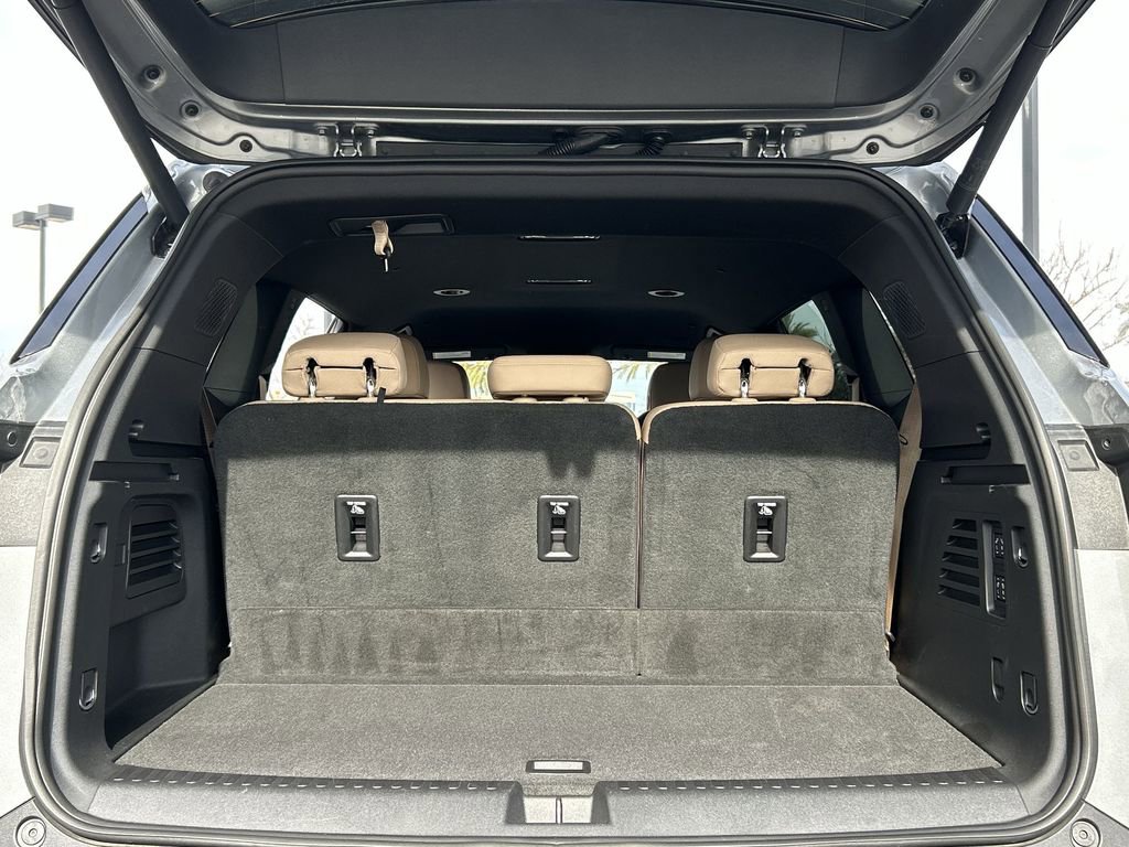 Used 2025 Buick Enclave Preferred w/ Power Package image 26