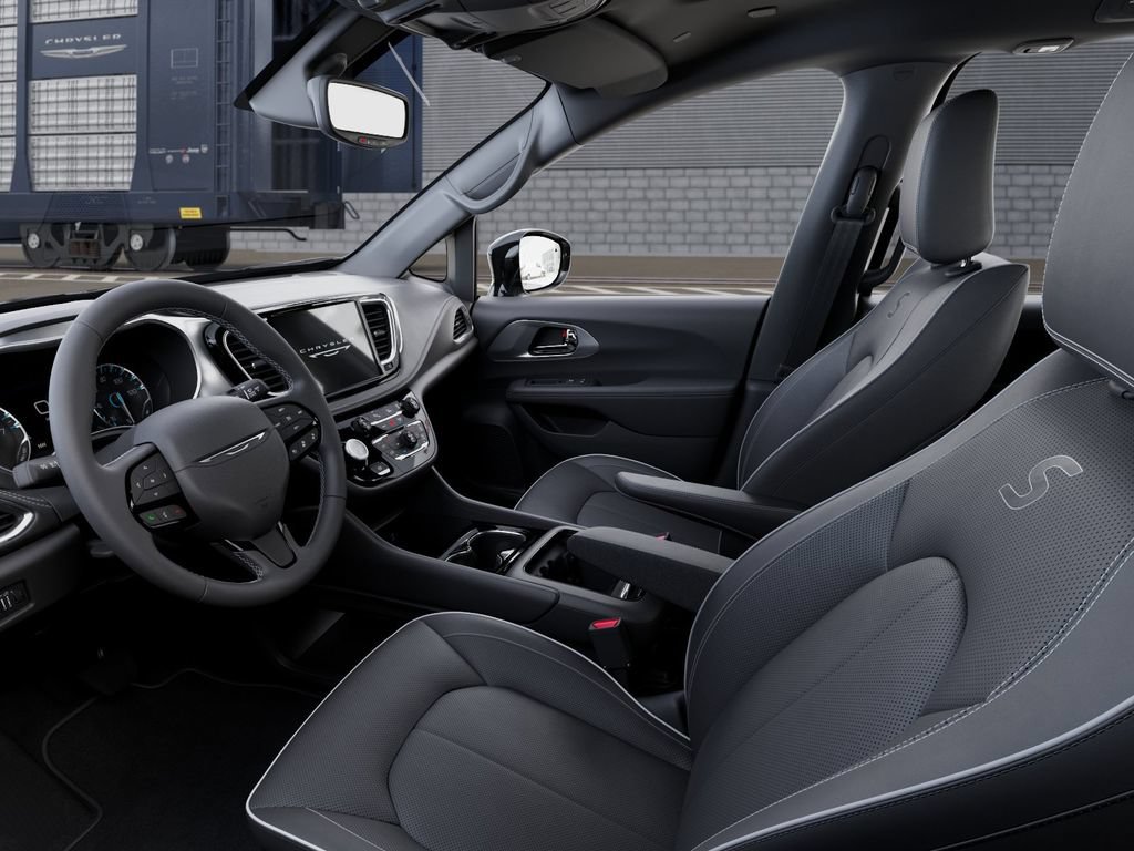 New 2027 Chrysler Pacifica Limited FWD image 22