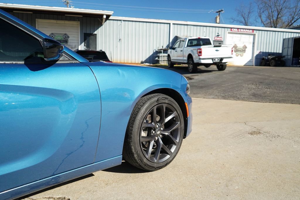 Used 2023 Dodge Charger SXT w/ Blacktop Package RWD image 12