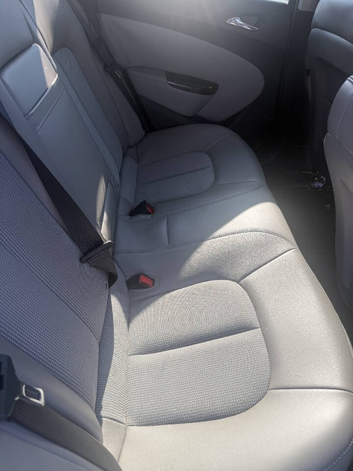 Used 2013 Buick Verano Convenience FWD image 14