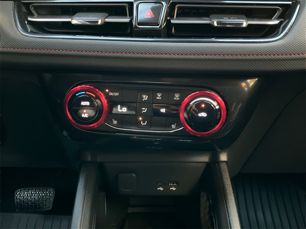 Used 2025 Chevrolet TrailBlazer RS w/ Convenience Package image 23