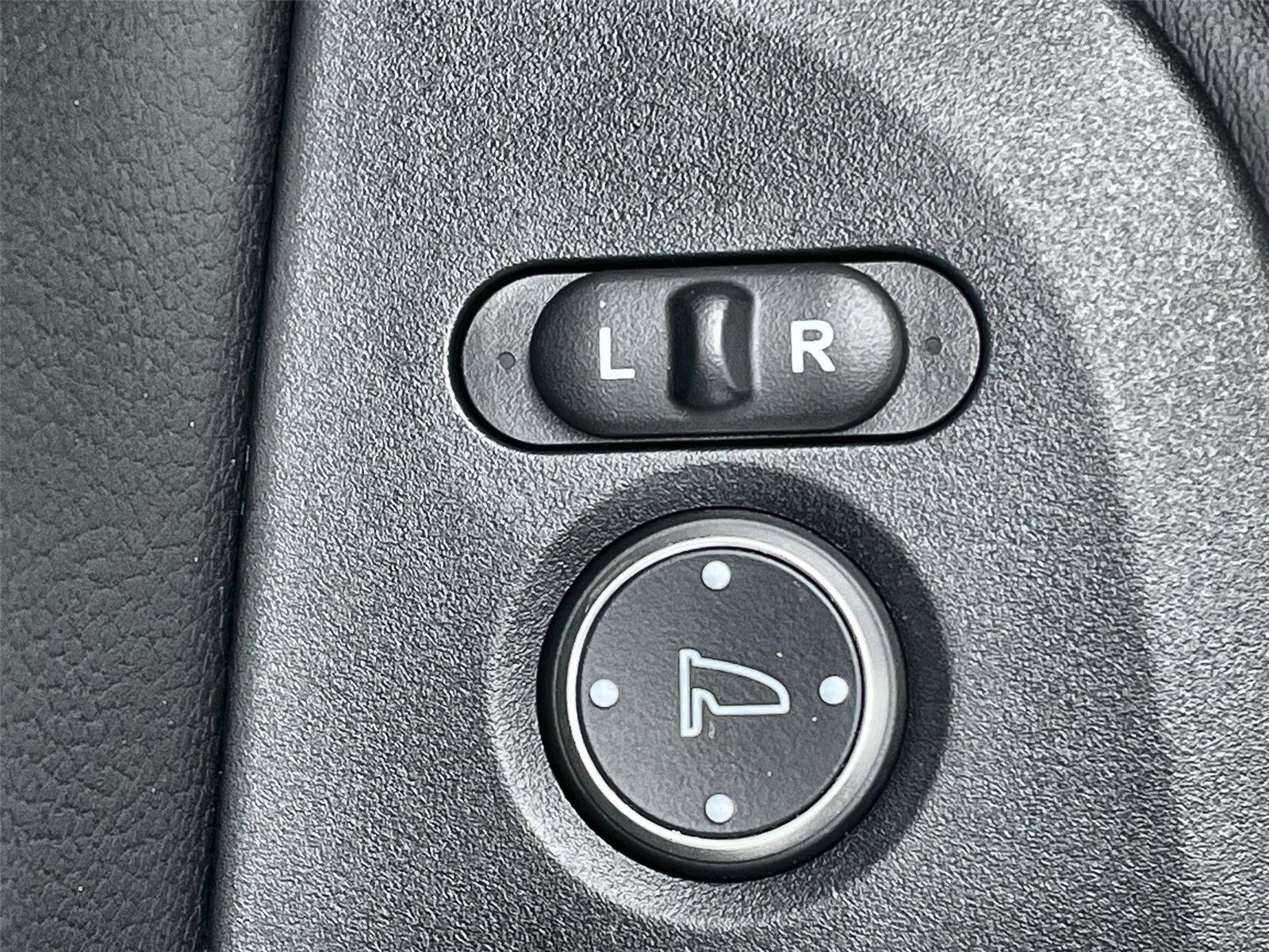 Certified 2025 Honda HR-V Sport image 14