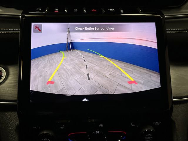 Used 2023 Jeep Grand Cherokee L Limited image 11