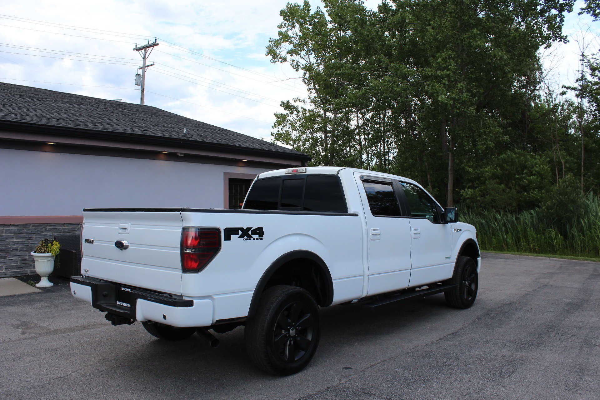 Used 2013 Ford F150 FX4 w/ Luxury Equipment Group AWD/4WD image 4